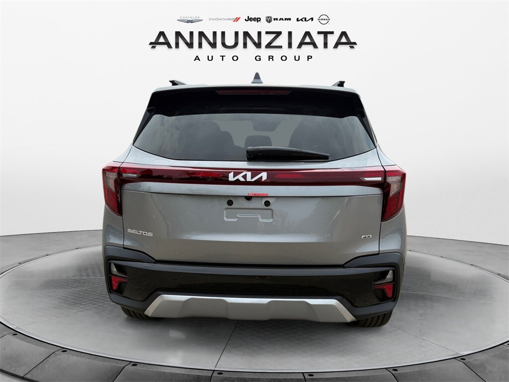 2026 Kia Seltos SX photo 4