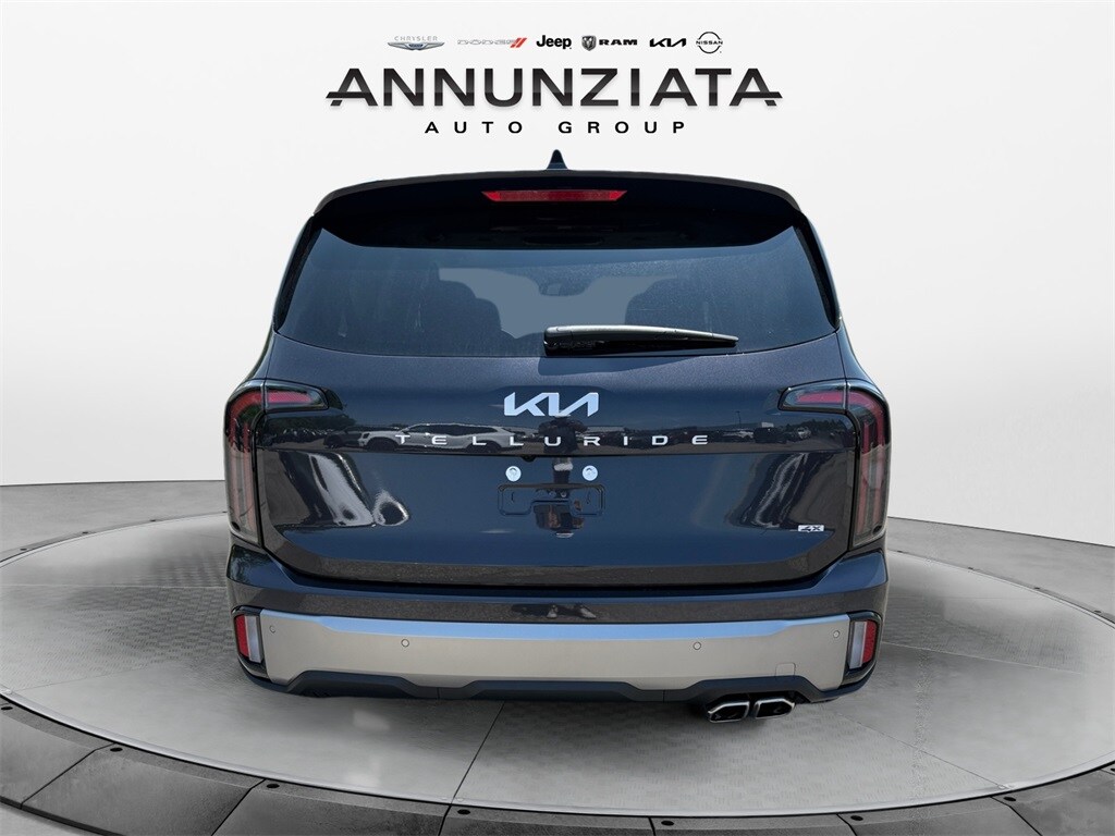 2025 Kia Telluride EX photo 3