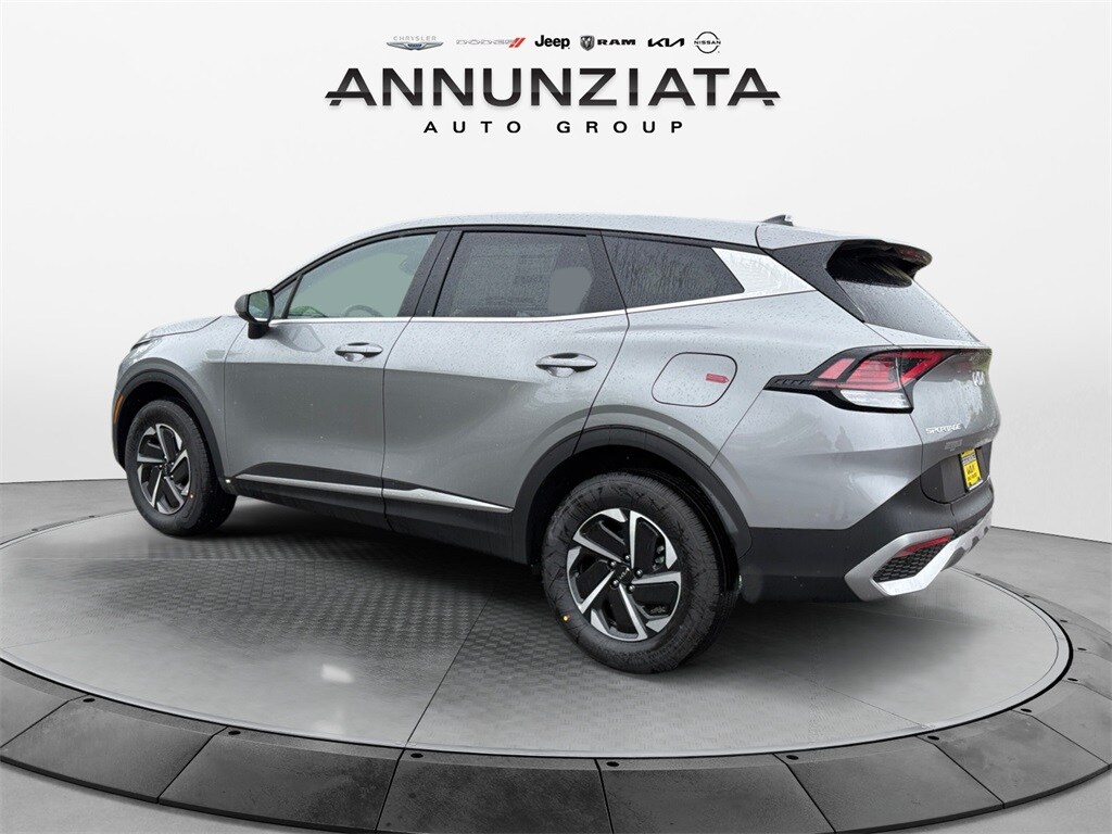 2025 Kia Sportage Hybrid LX photo 3