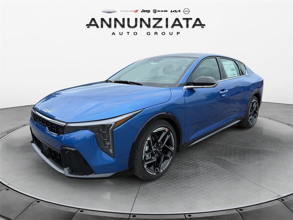 2025 Kia K4 GT-Line's photo