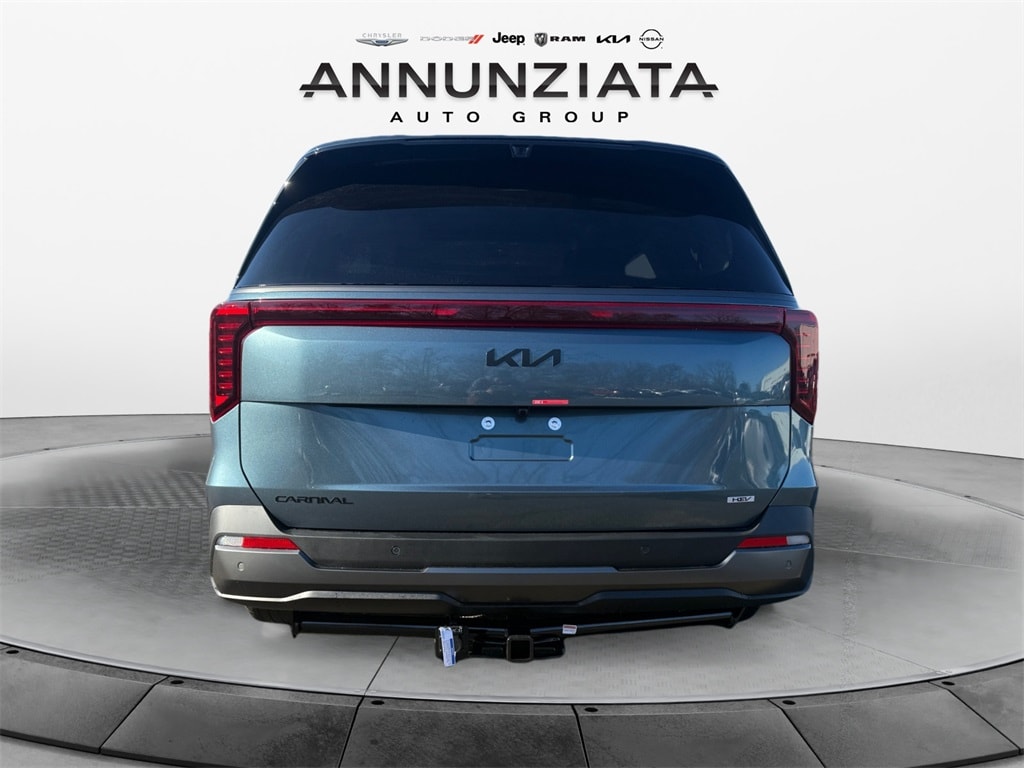 New 2026 Kia Carnival Hybrid SX Van Passenger Van