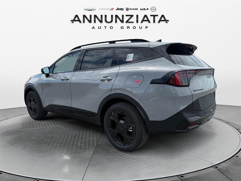 2026 Kia Sportage X-Line photo 2
