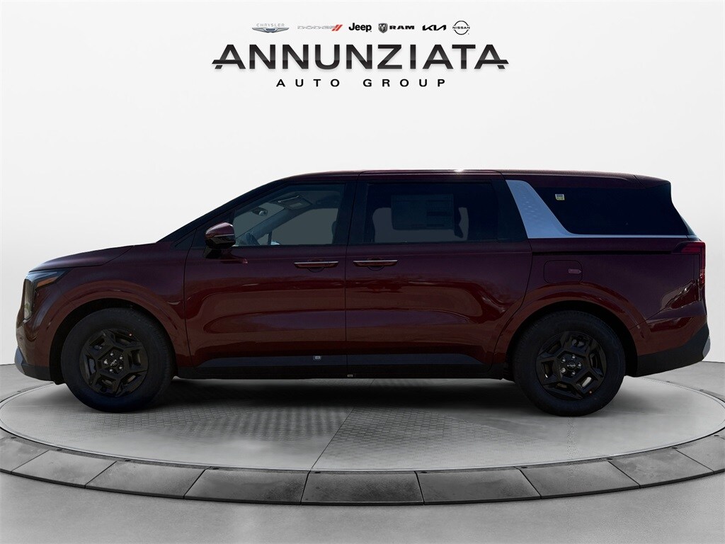 2025 Kia Carnival LXS photo 2