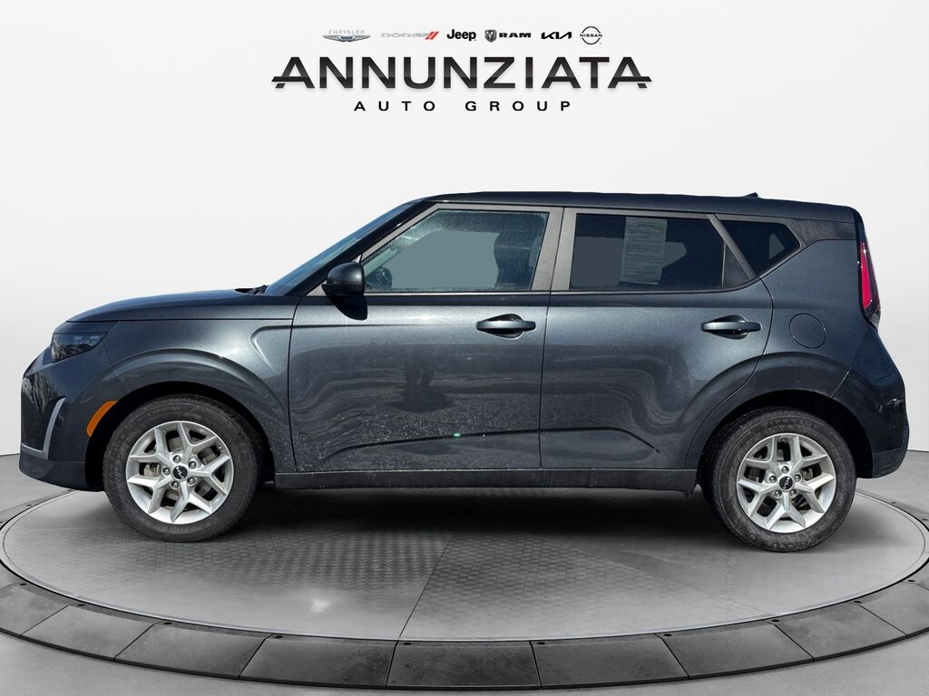 Certified 2024 Kia Soul LX Hatchback