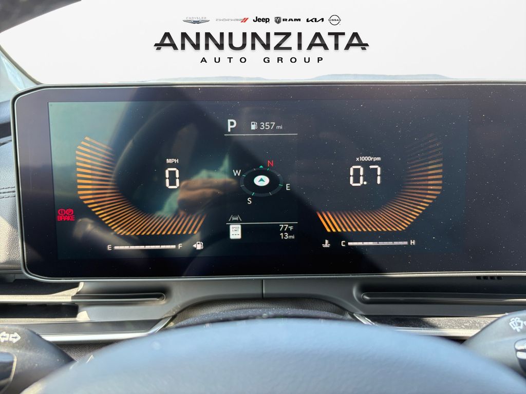 2025 Kia Carnival EX - Photo 30