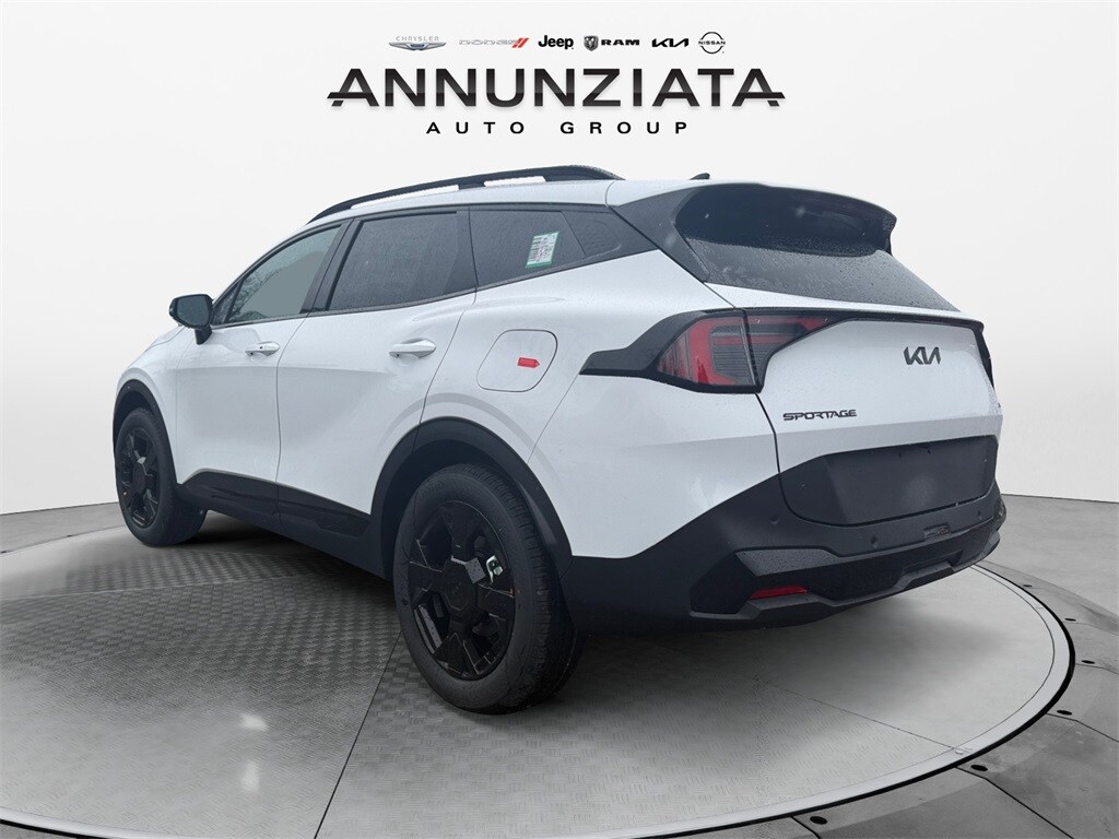 2026 Kia Sportage X-Line photo 2