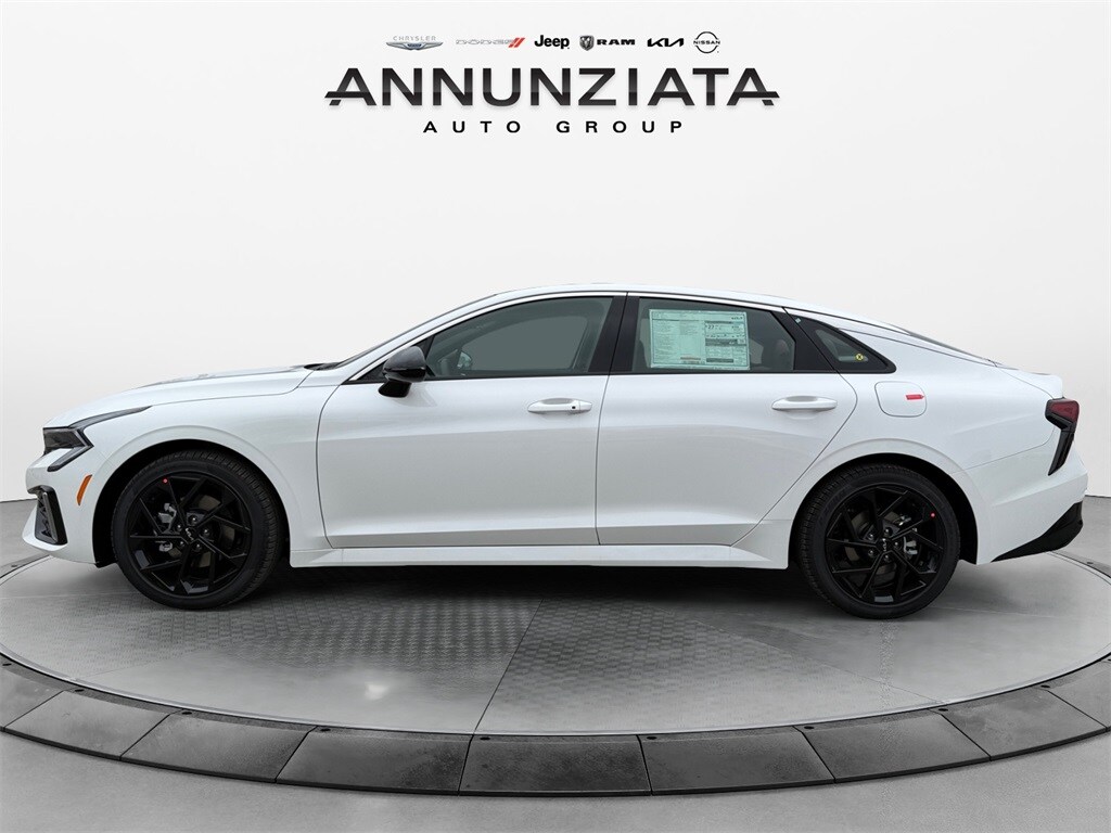 2026 Kia K5 GT-Line photo 2