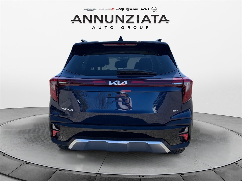 2026 Kia Seltos EX photo 4