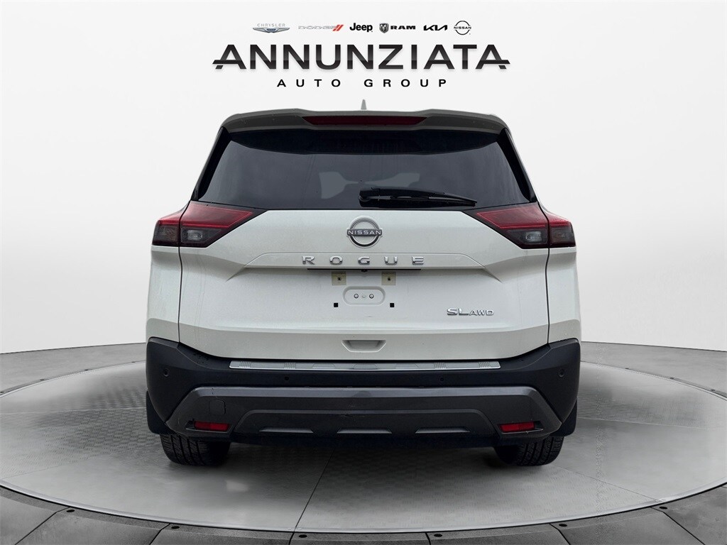 2023 Nissan Rogue SL photo 4