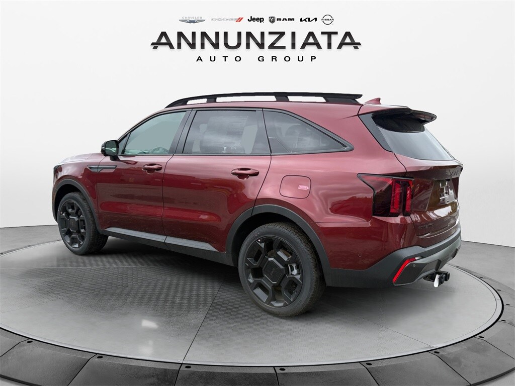 2025 Kia Sorento X-Line SX photo 3
