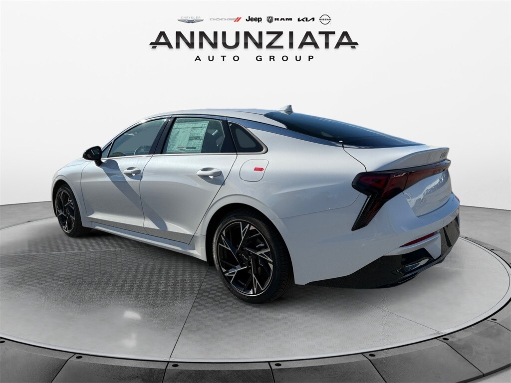 2026 Kia K5 GT-Line photo 3
