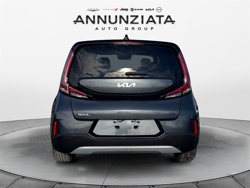 Certified 2023 Kia Soul LX Hatchback