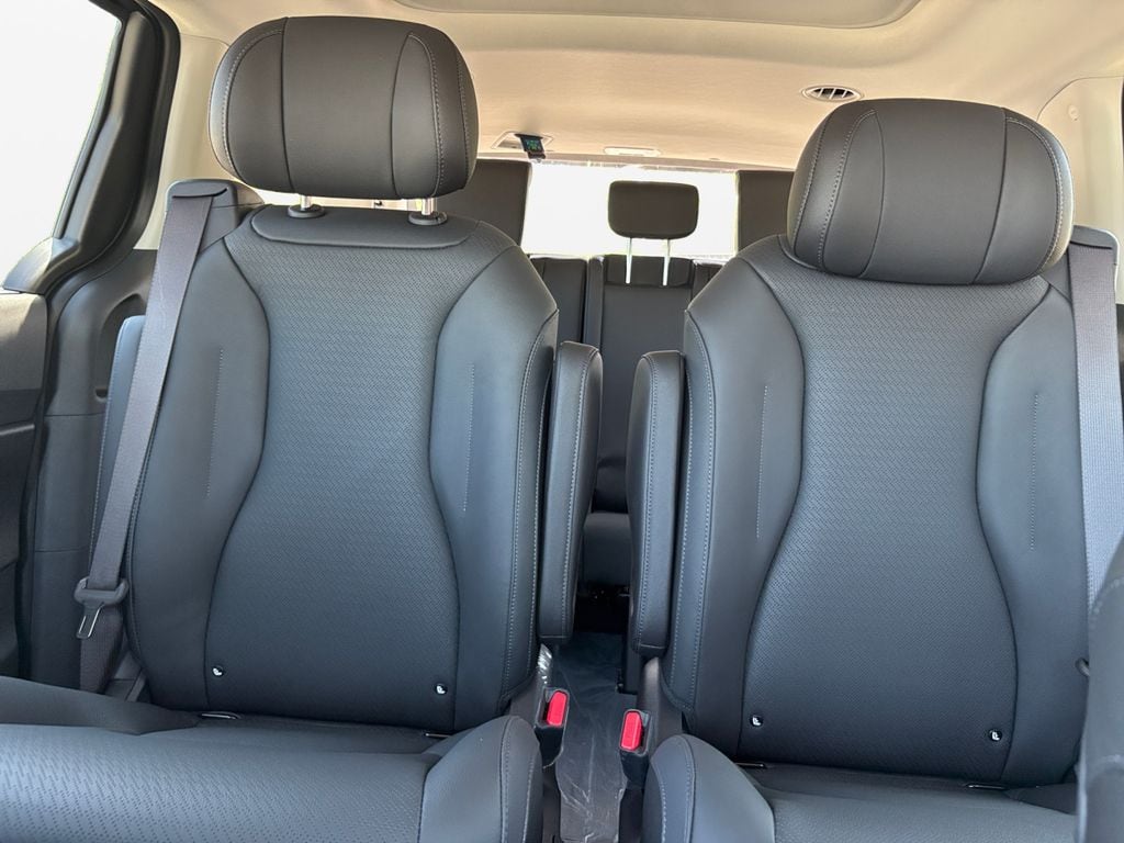 2026 Kia Carnival SX Prestige - Photo 16