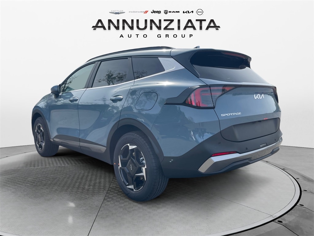 New 2026 Kia Sportage Hybrid EX SUV