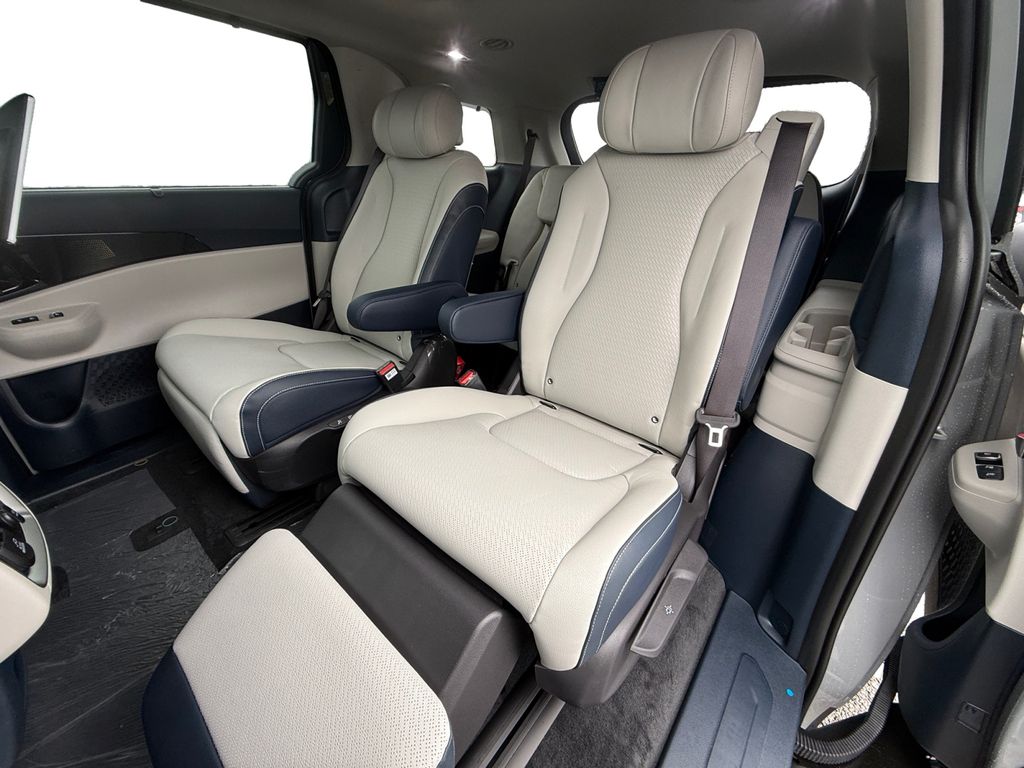 2026 Kia Carnival SX Prestige - Photo 14