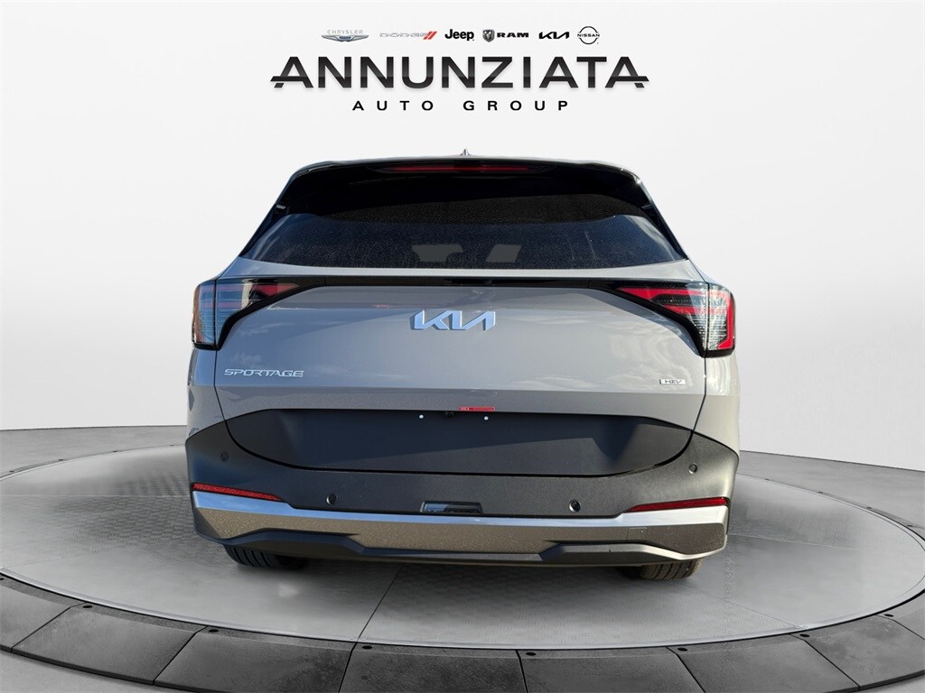 2026 Kia Sportage Hybrid S photo 4