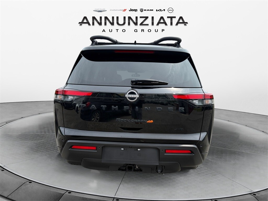 2024 Nissan Pathfinder Rock Creek photo 3