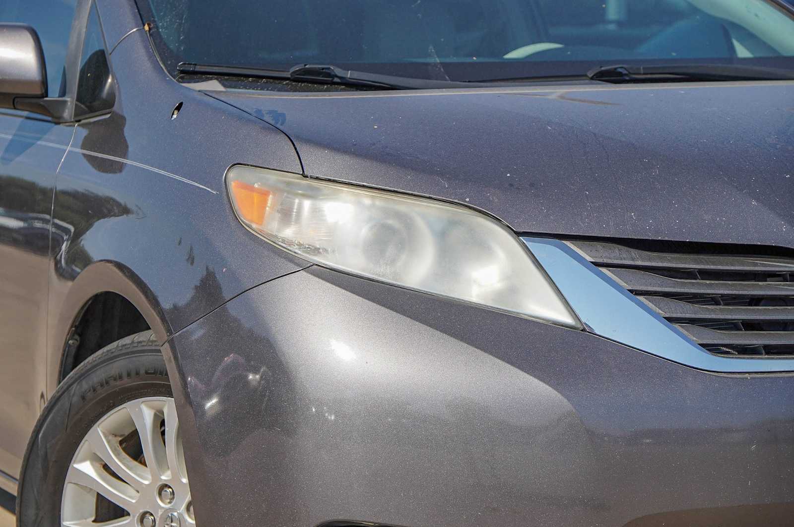 Thumbnail: 2013 Toyota Sienna - 7