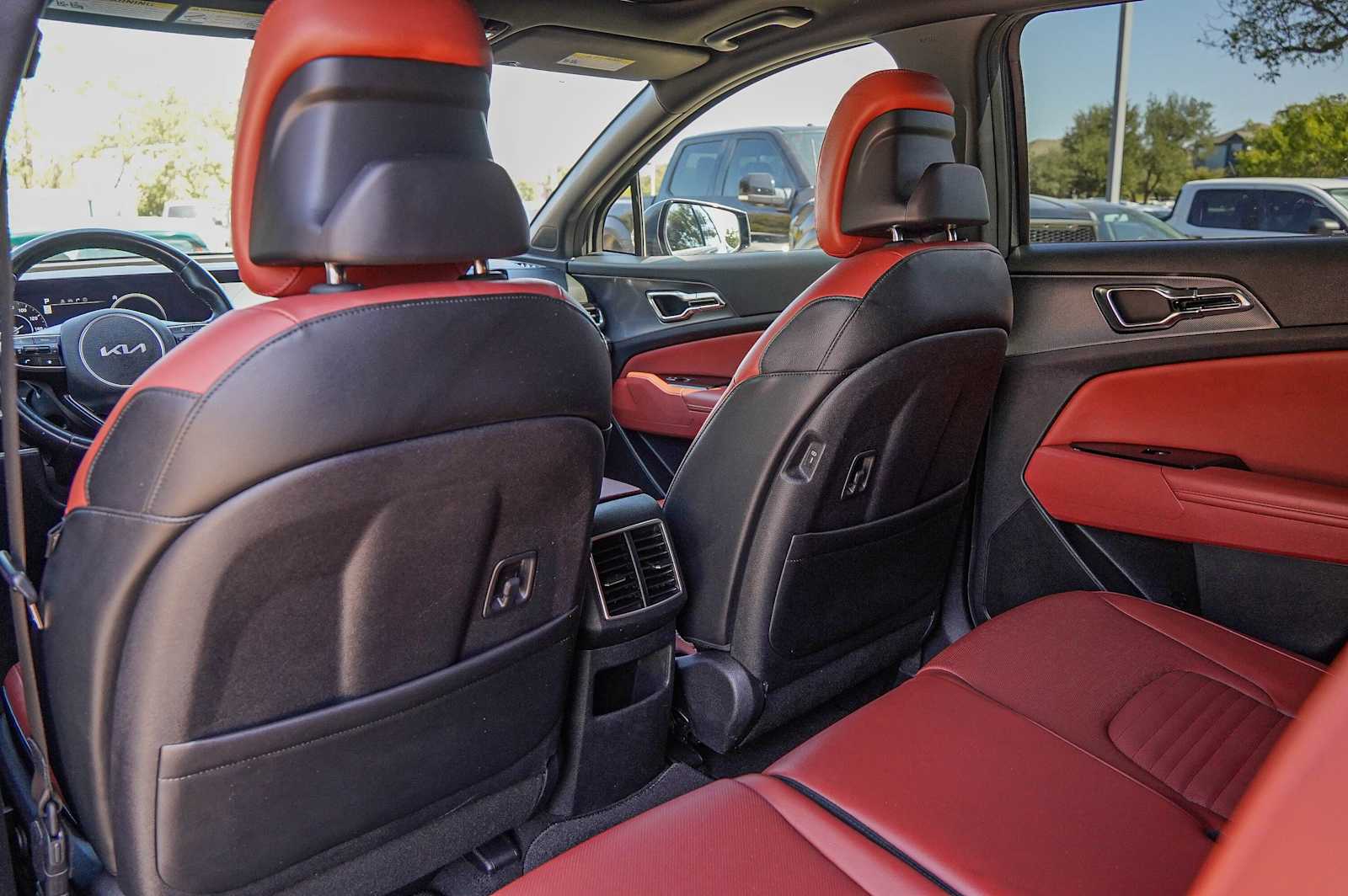 Thumbnail: 2023 Kia Sportage - 29