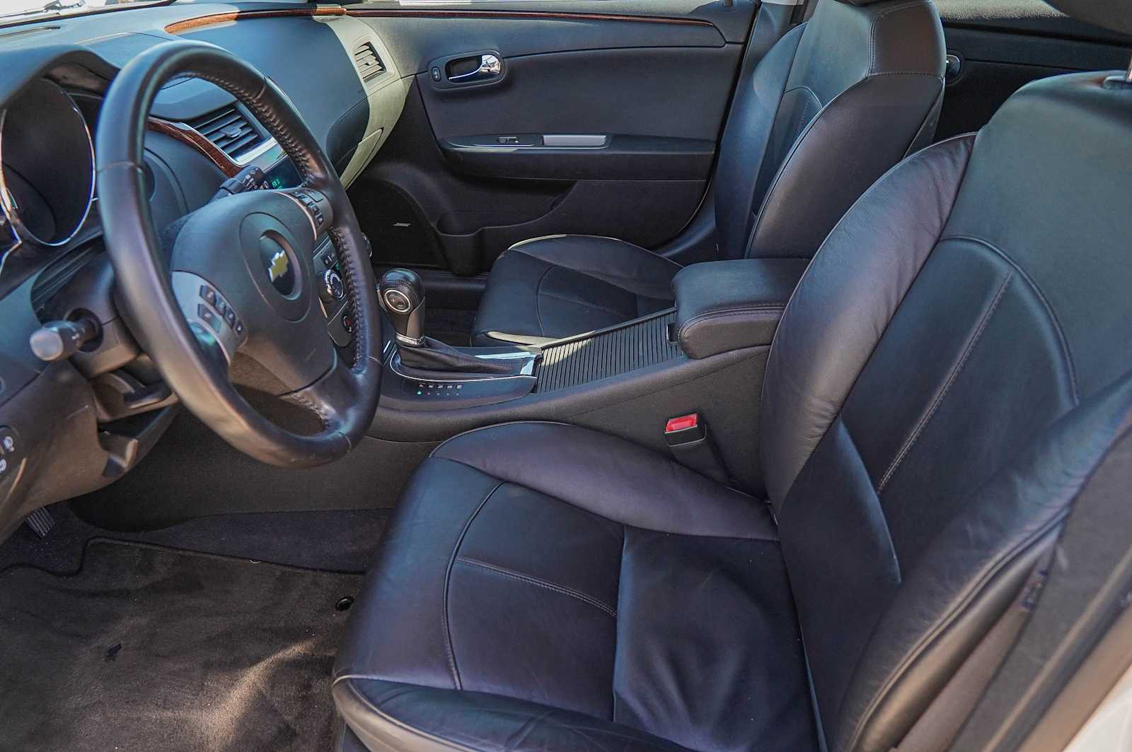 Thumbnail: 2012 Chevrolet Malibu - 10