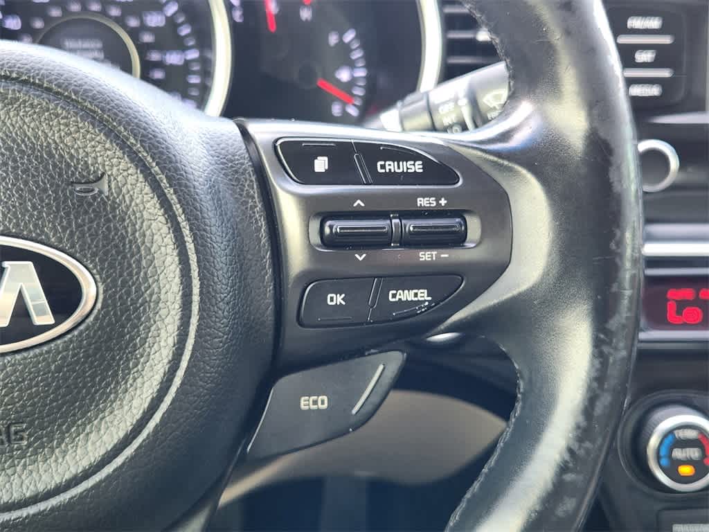 Thumbnail: 2015 Kia Optima - 29