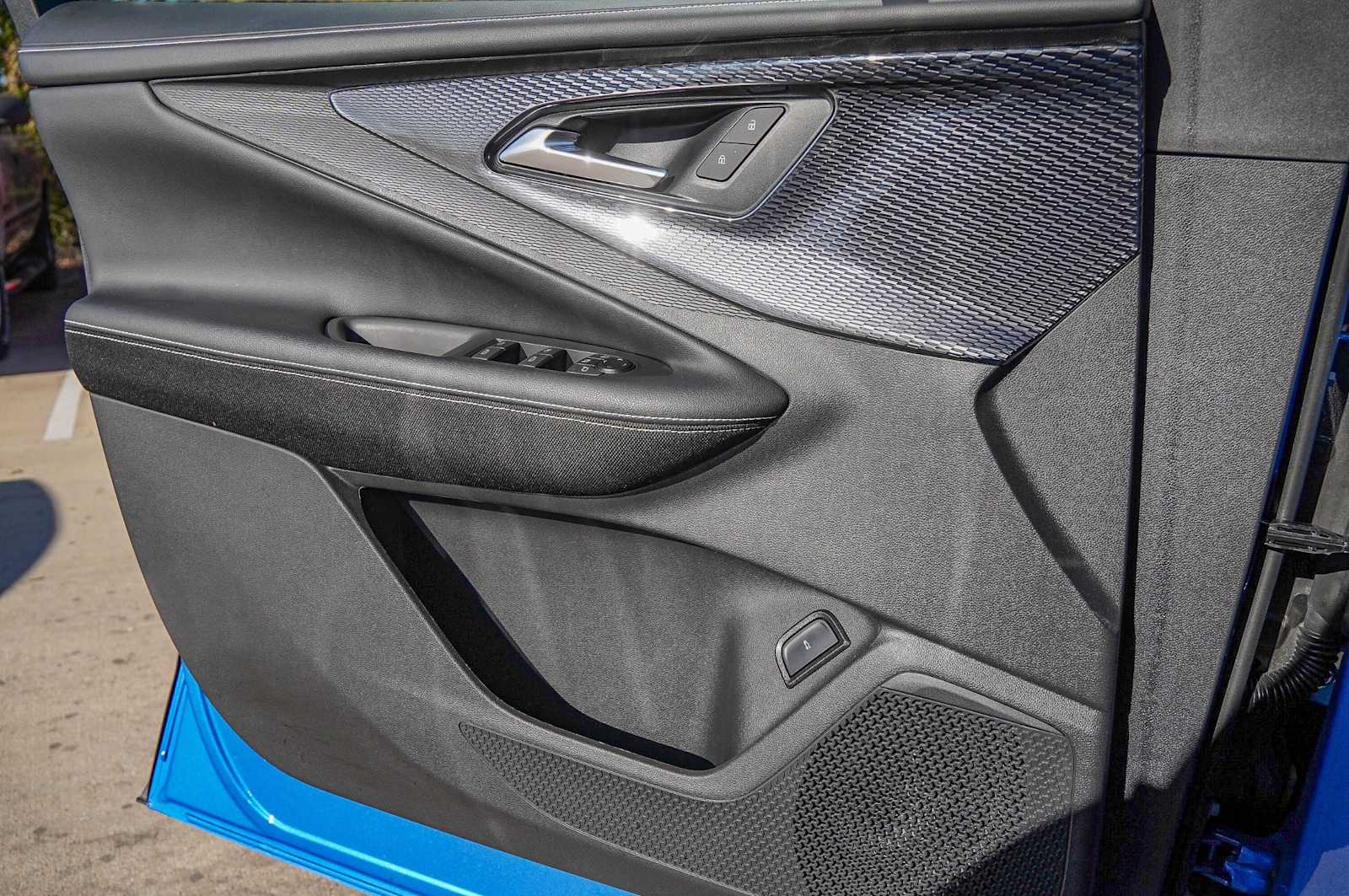 Thumbnail: 2024 Chevrolet Blazer EV - 21