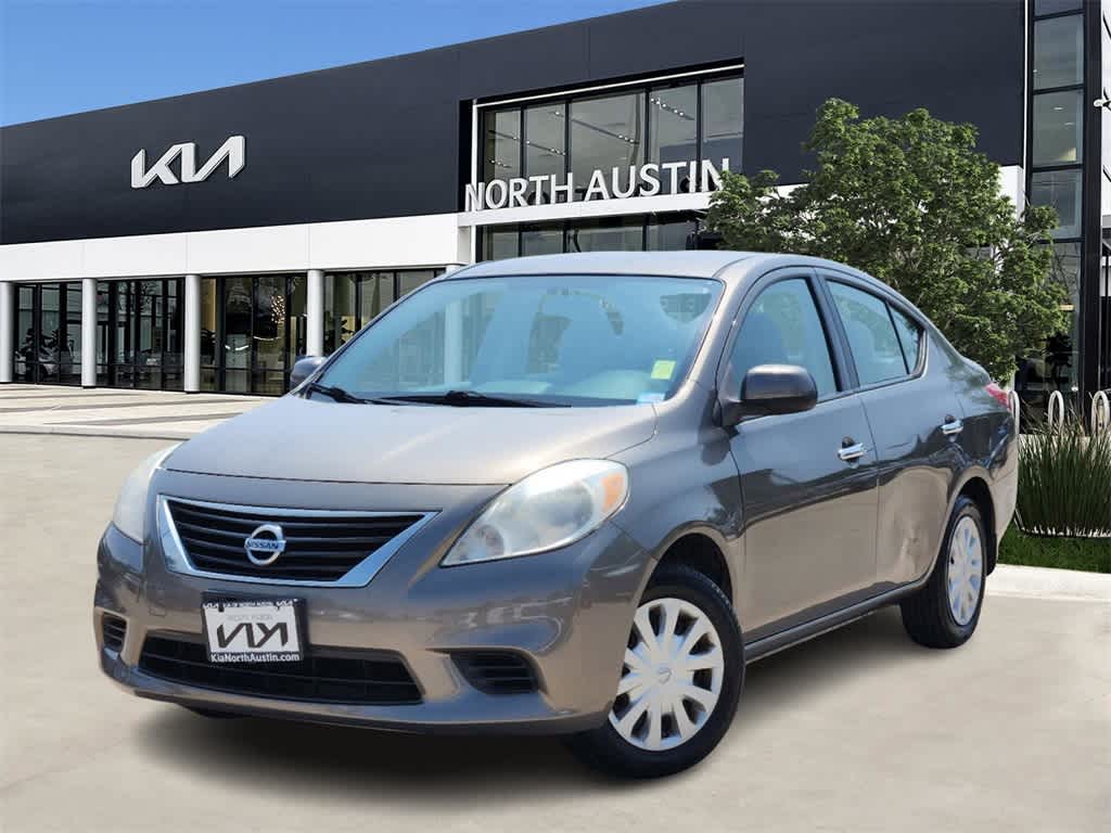 2012 Nissan Versa 1.6 SV -
                Austin, TX