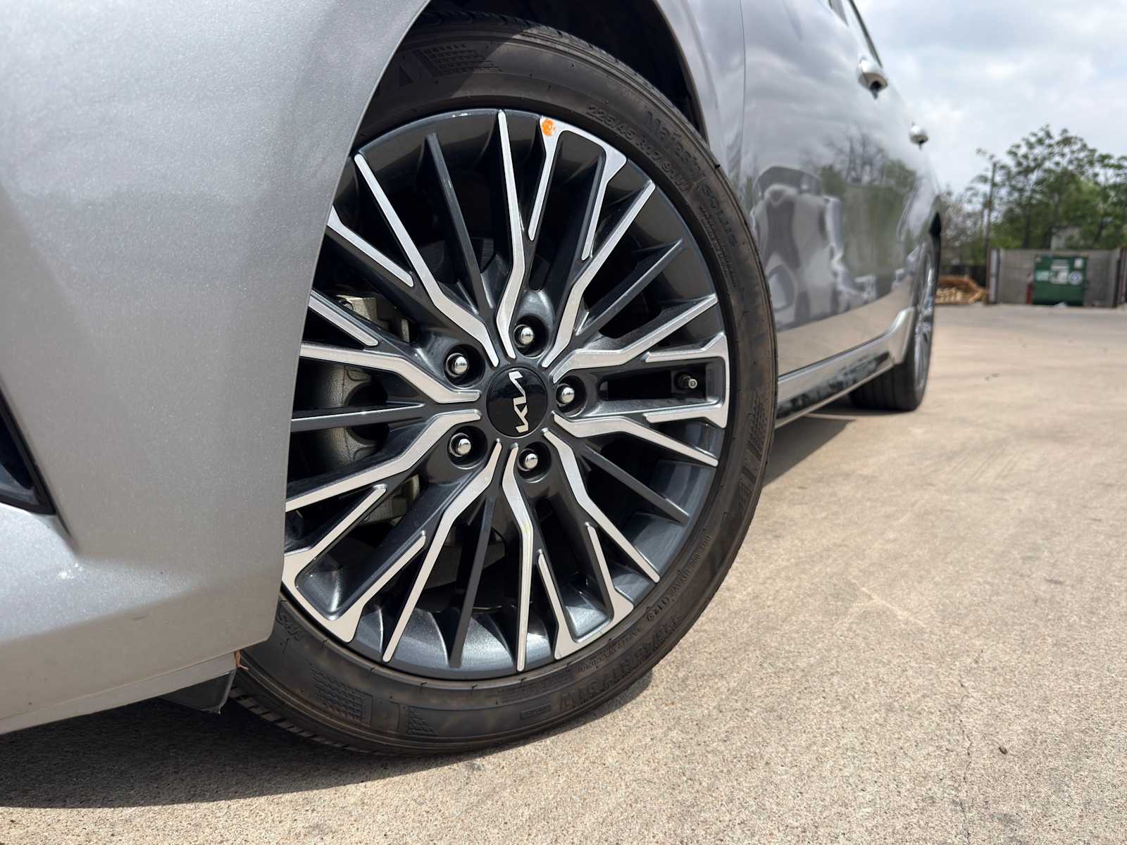 Thumbnail: 2023 Kia Forte - 6