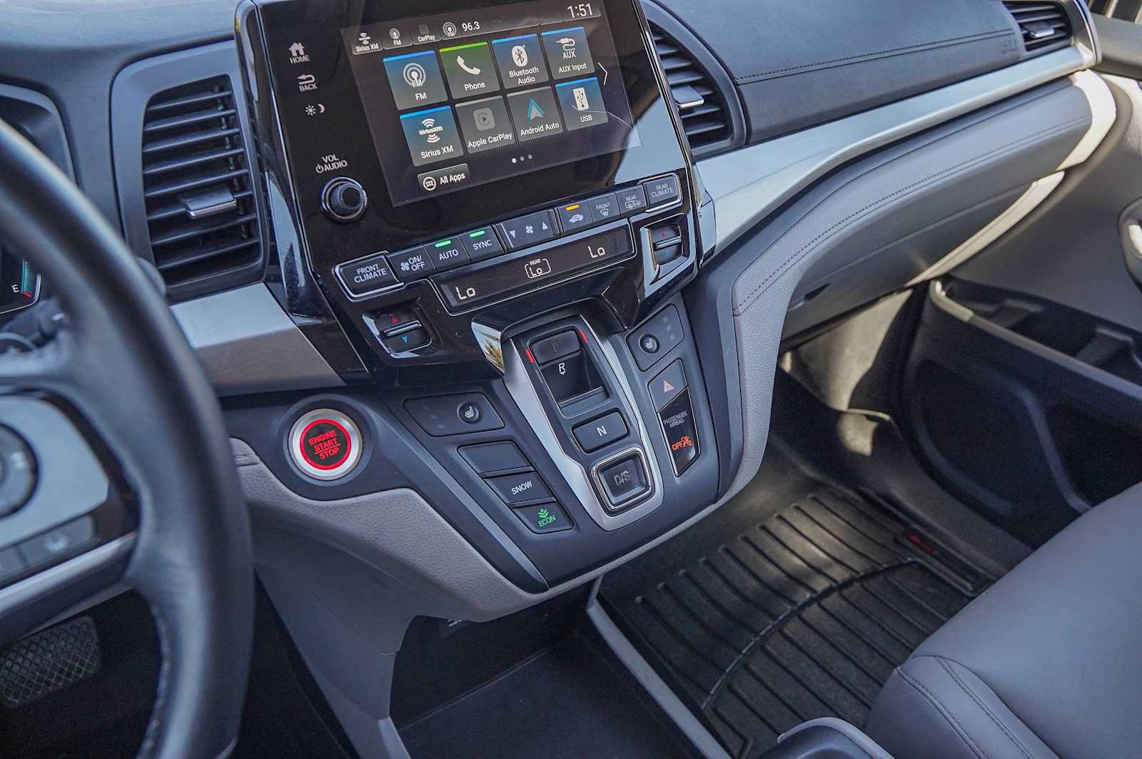 Thumbnail: 2018 Honda Odyssey - 18