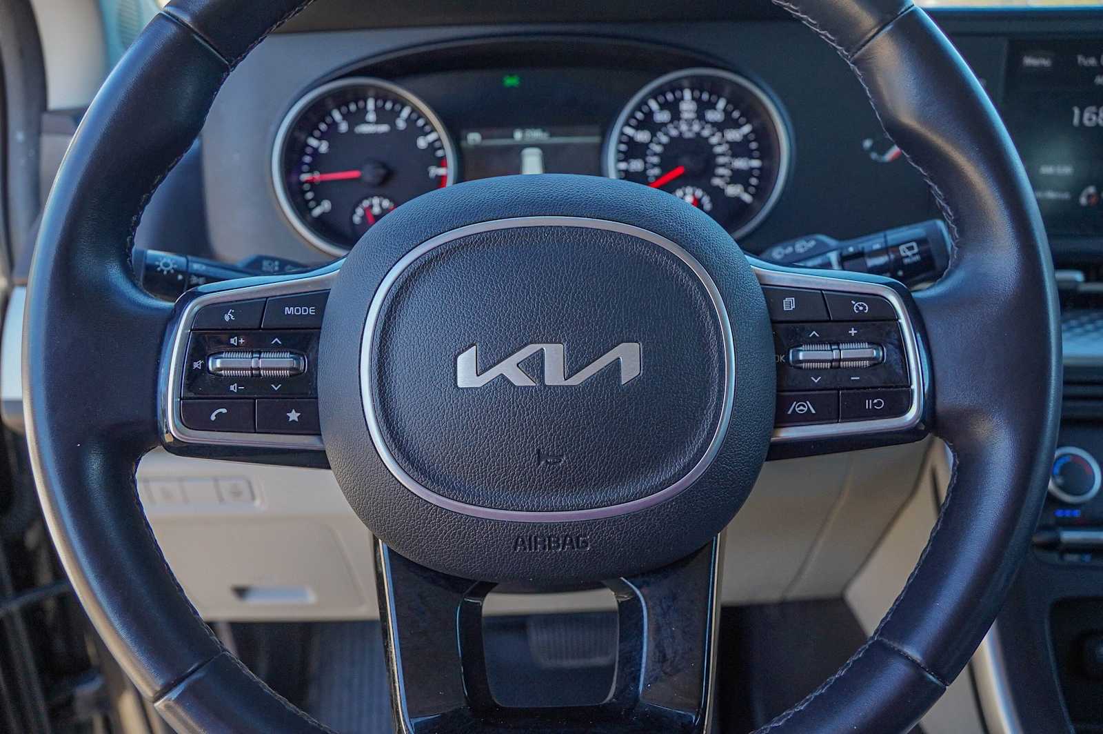 Thumbnail: 2024 Kia Carnival - 12