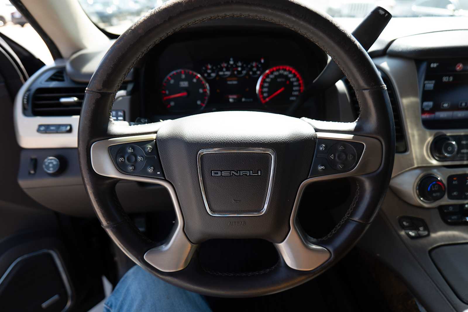 Thumbnail: 2015 GMC Yukon - 12