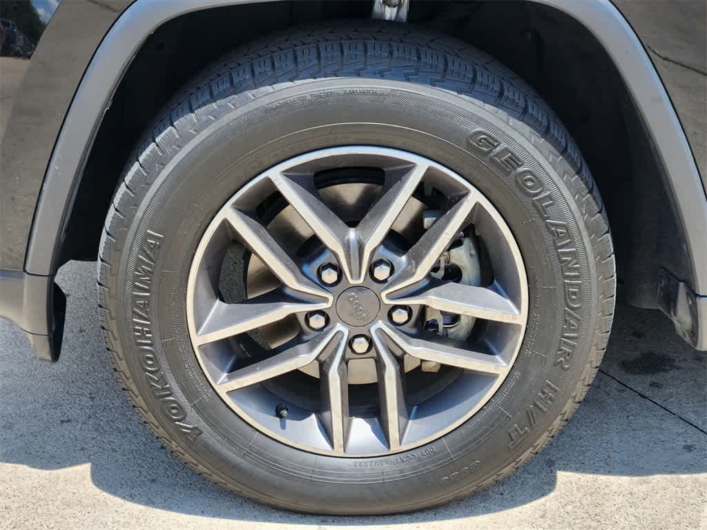 Thumbnail: 2020 Jeep Grand Cherokee - 9