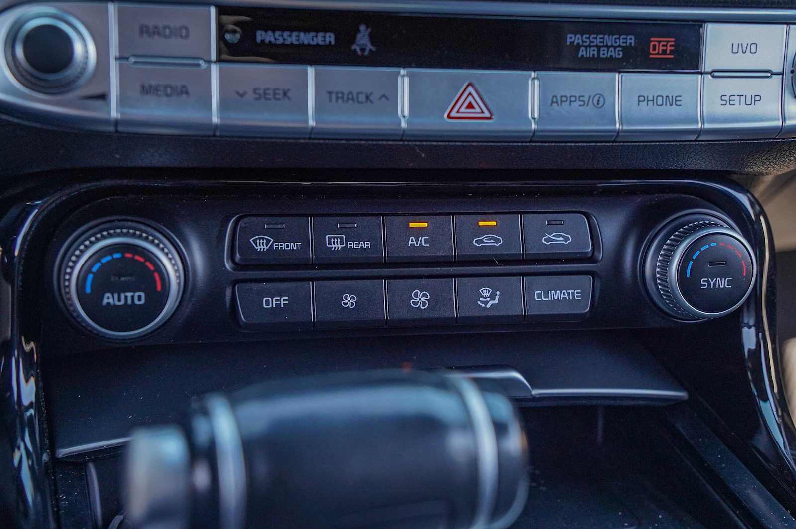 Thumbnail: 2020 Kia Stinger - 19