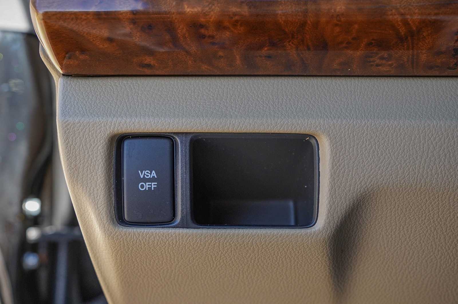 Thumbnail: 2009 Honda Accord - 21