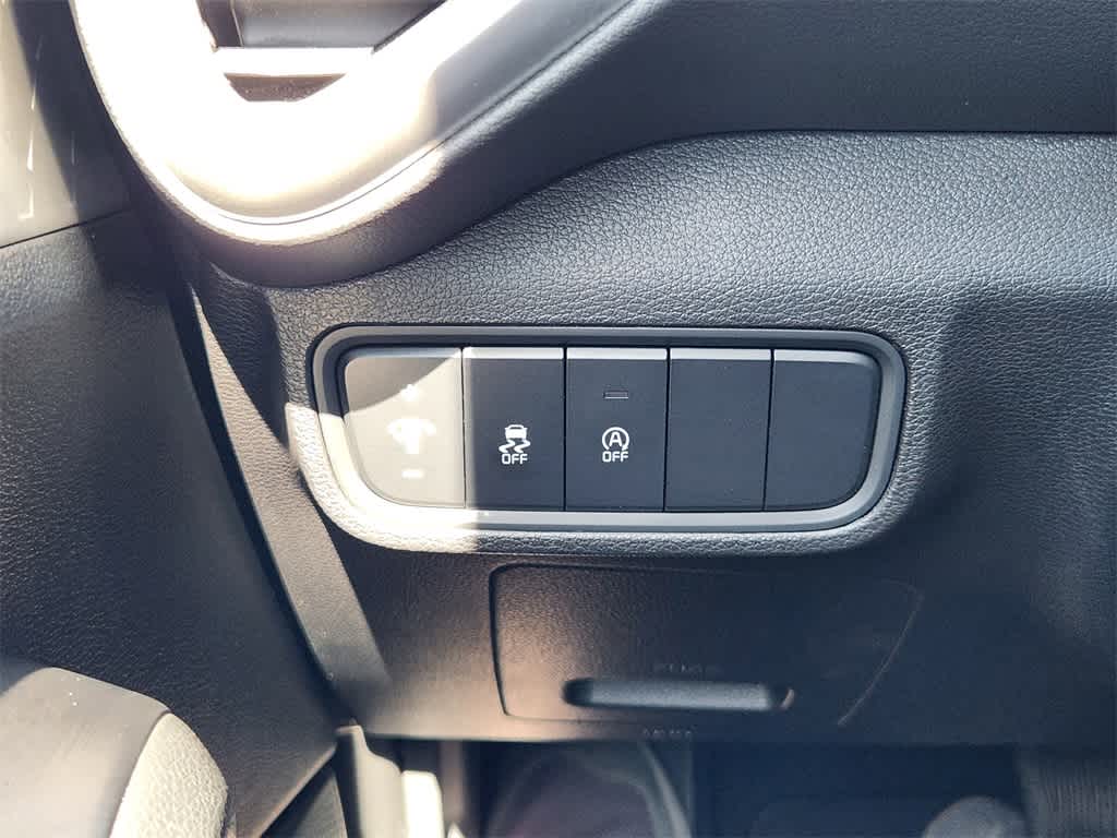 2023 Kia Soul LX 22