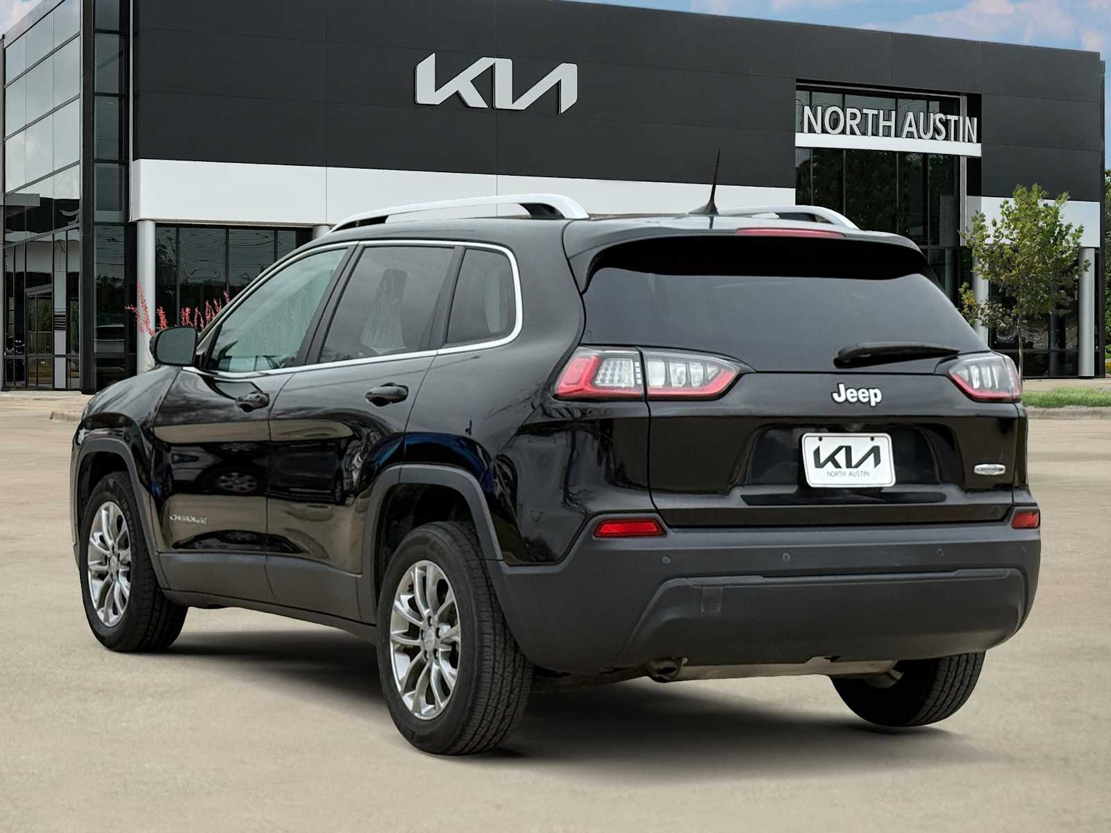 Thumbnail: 2021 Jeep Cherokee - 6