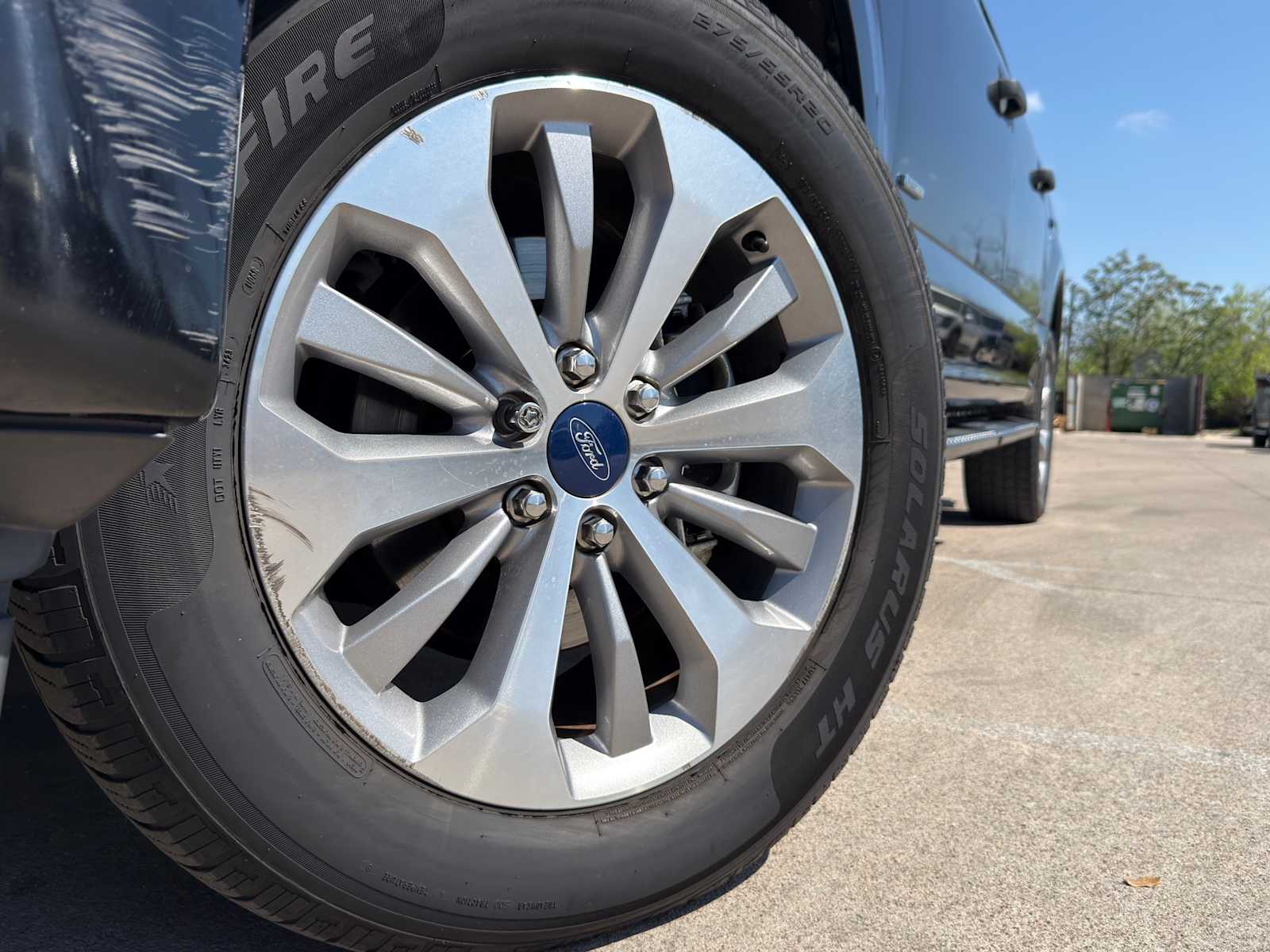 Thumbnail: 2017 Ford F-150 - 5