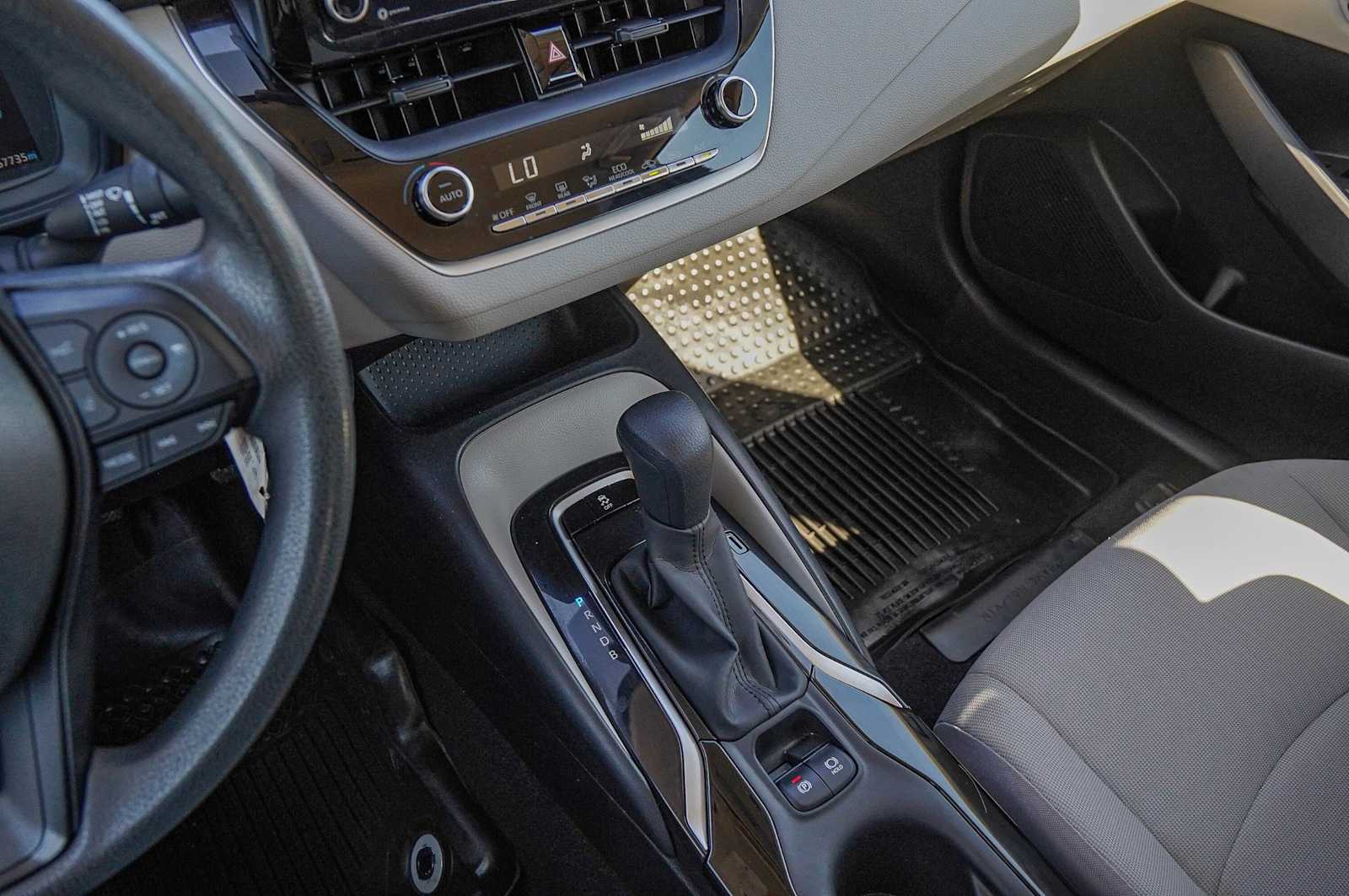 Thumbnail: 2022 Toyota Corolla - 18