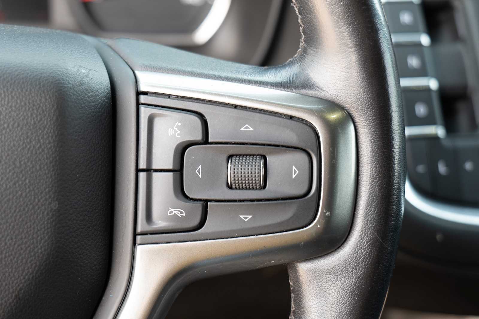 Thumbnail: 2021 Chevrolet Tahoe - 14