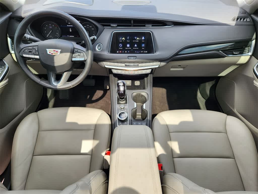 Thumbnail: 2023 Cadillac XT4 - 26