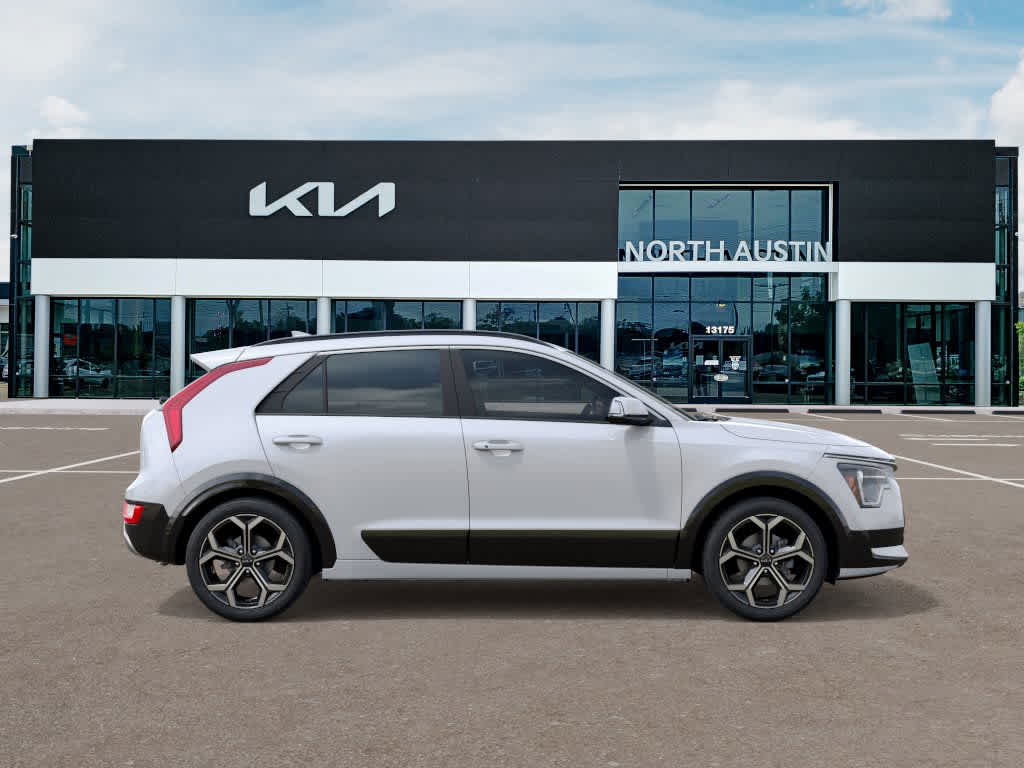Thumbnail: 2025 Kia Niro - 7