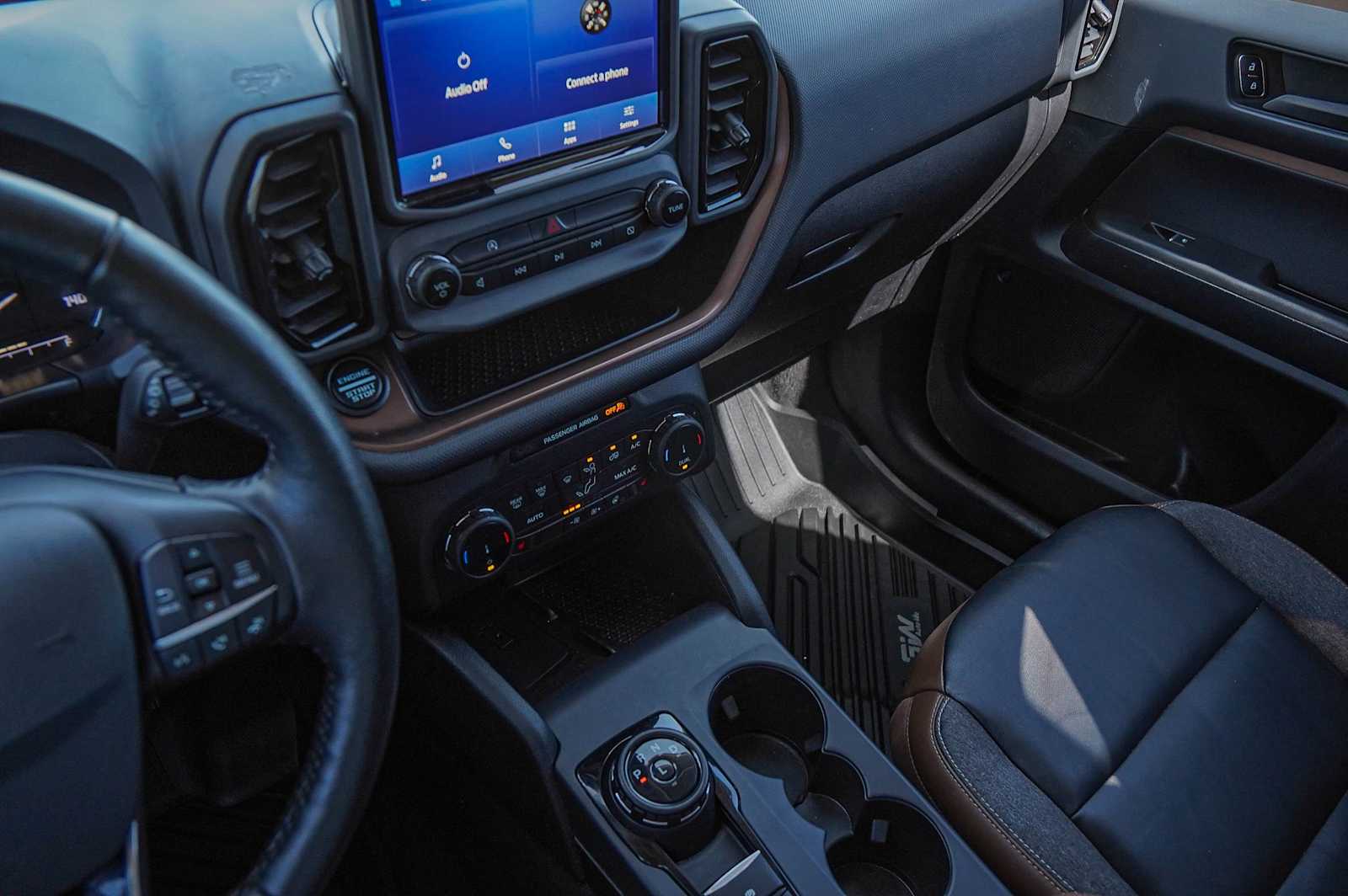 Thumbnail: 2022 Ford Bronco Sport - 18