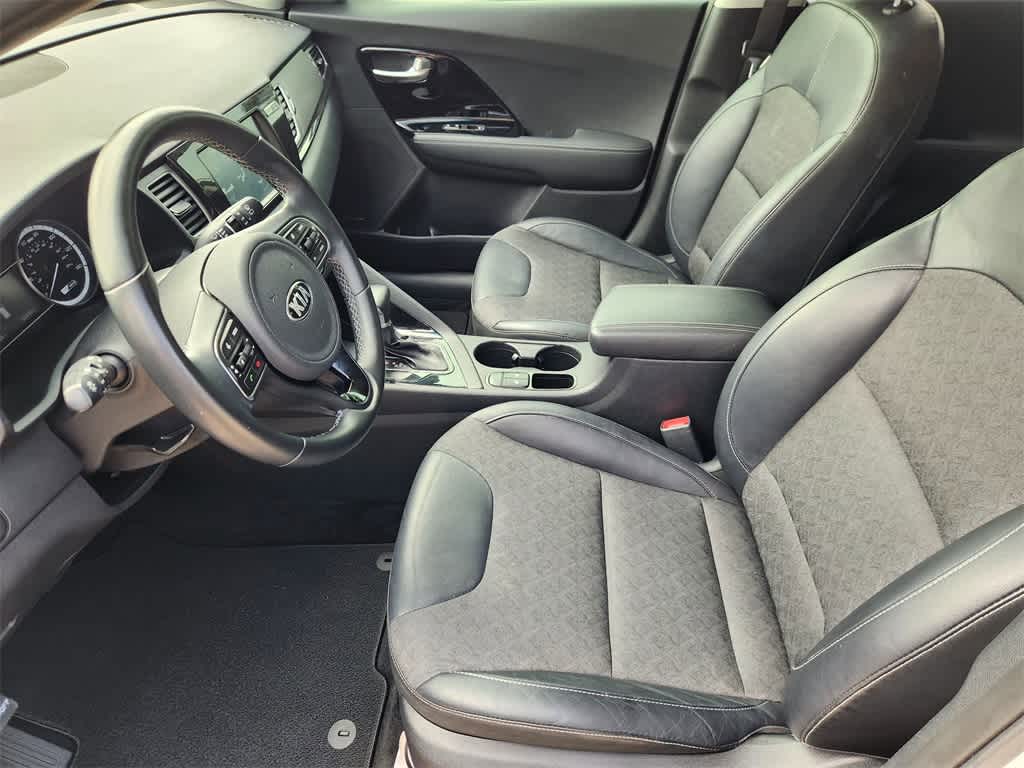 Thumbnail: 2019 Kia Niro - 12