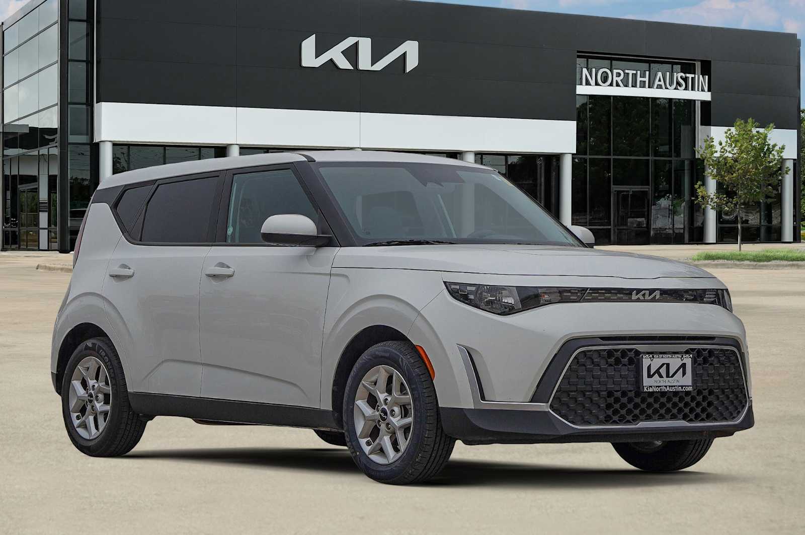 Thumbnail: 2024 Kia Soul - 8