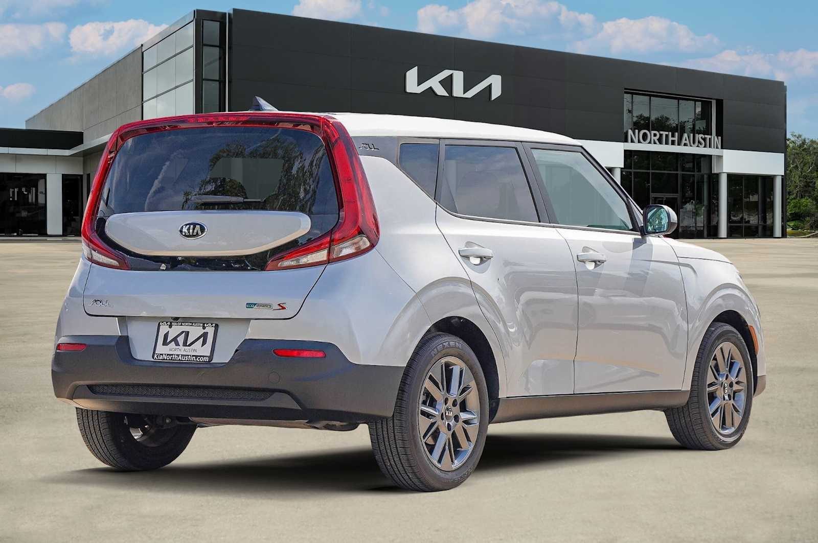 Thumbnail: 2021 Kia Soul - 6