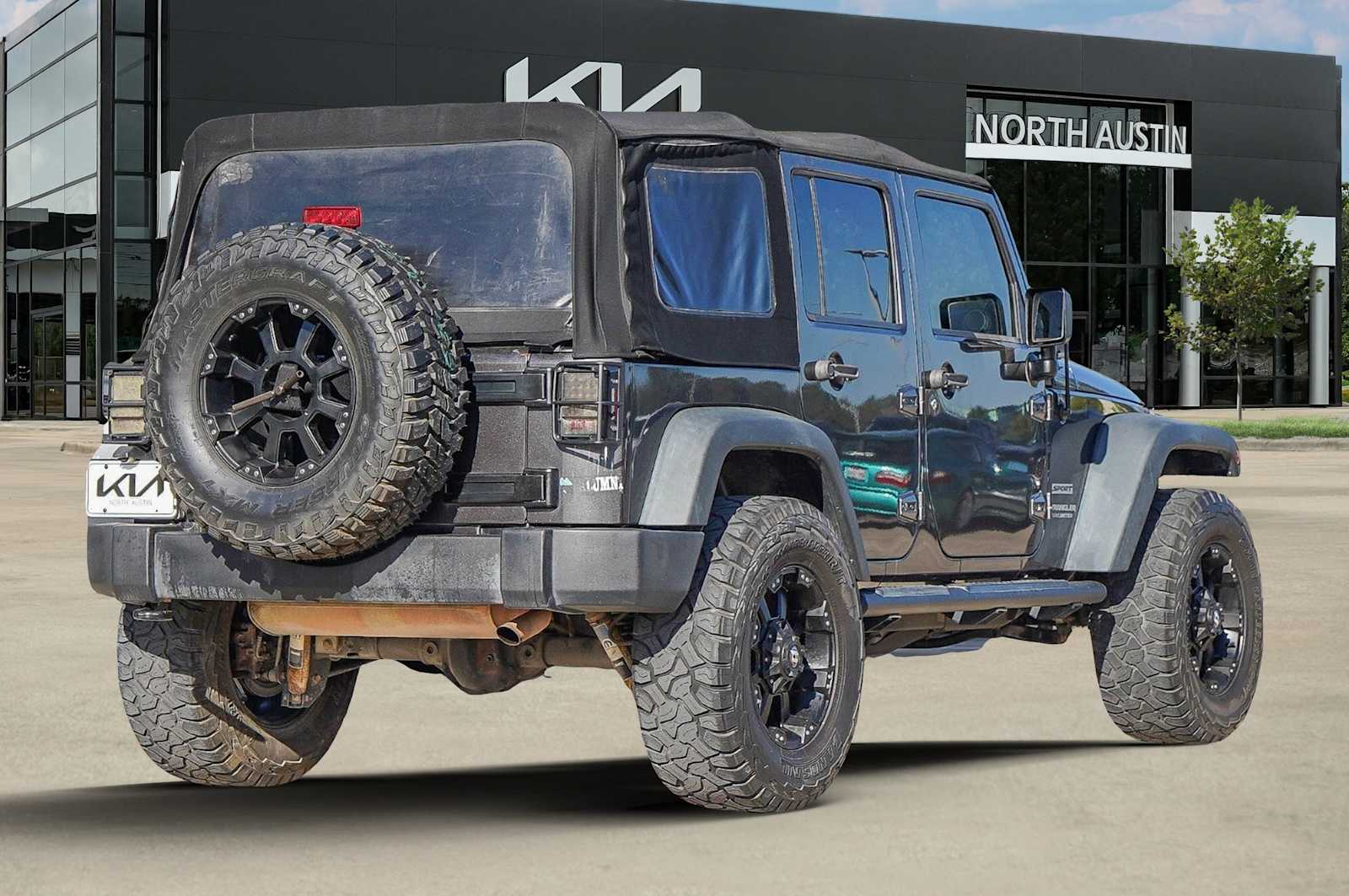 Thumbnail: 2014 Jeep Wrangler - 6