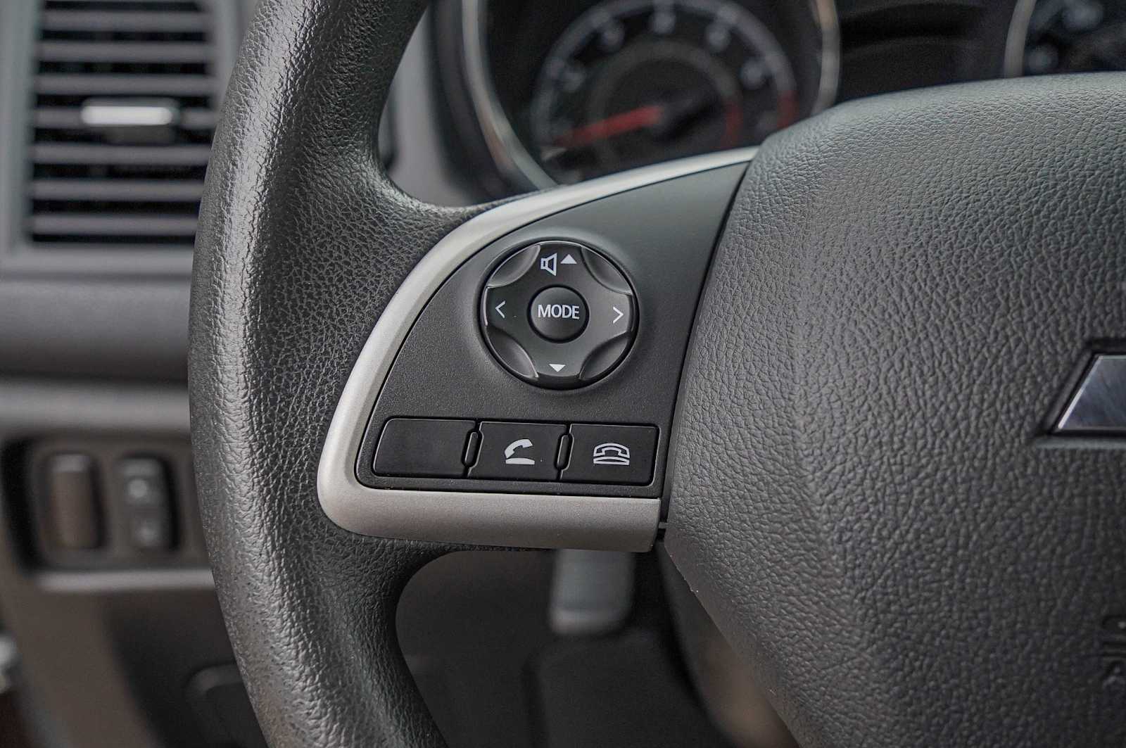 Thumbnail: 2021 Mitsubishi Outlander Sport - 13