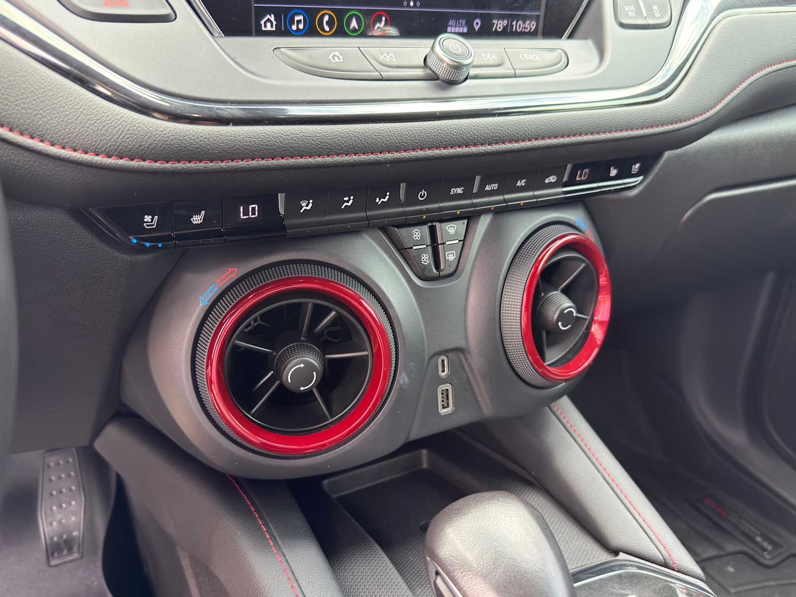 Thumbnail: 2019 Chevrolet Blazer - 13