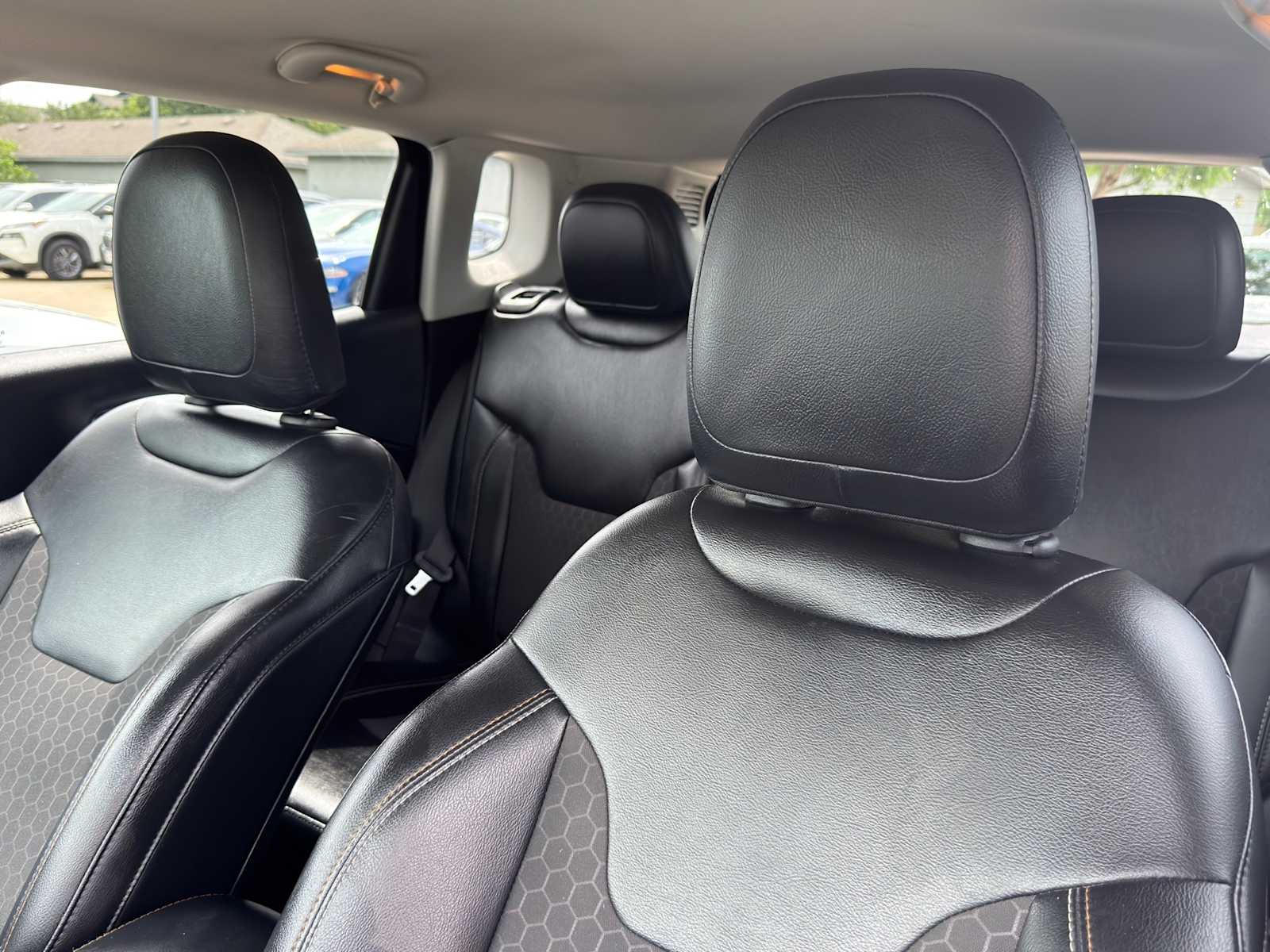 Thumbnail: 2019 Jeep Compass - 9