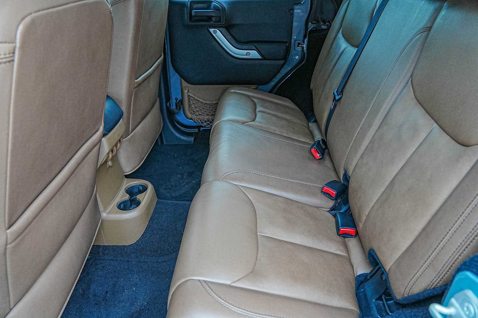 Thumbnail: 2015 Jeep Wrangler - 26